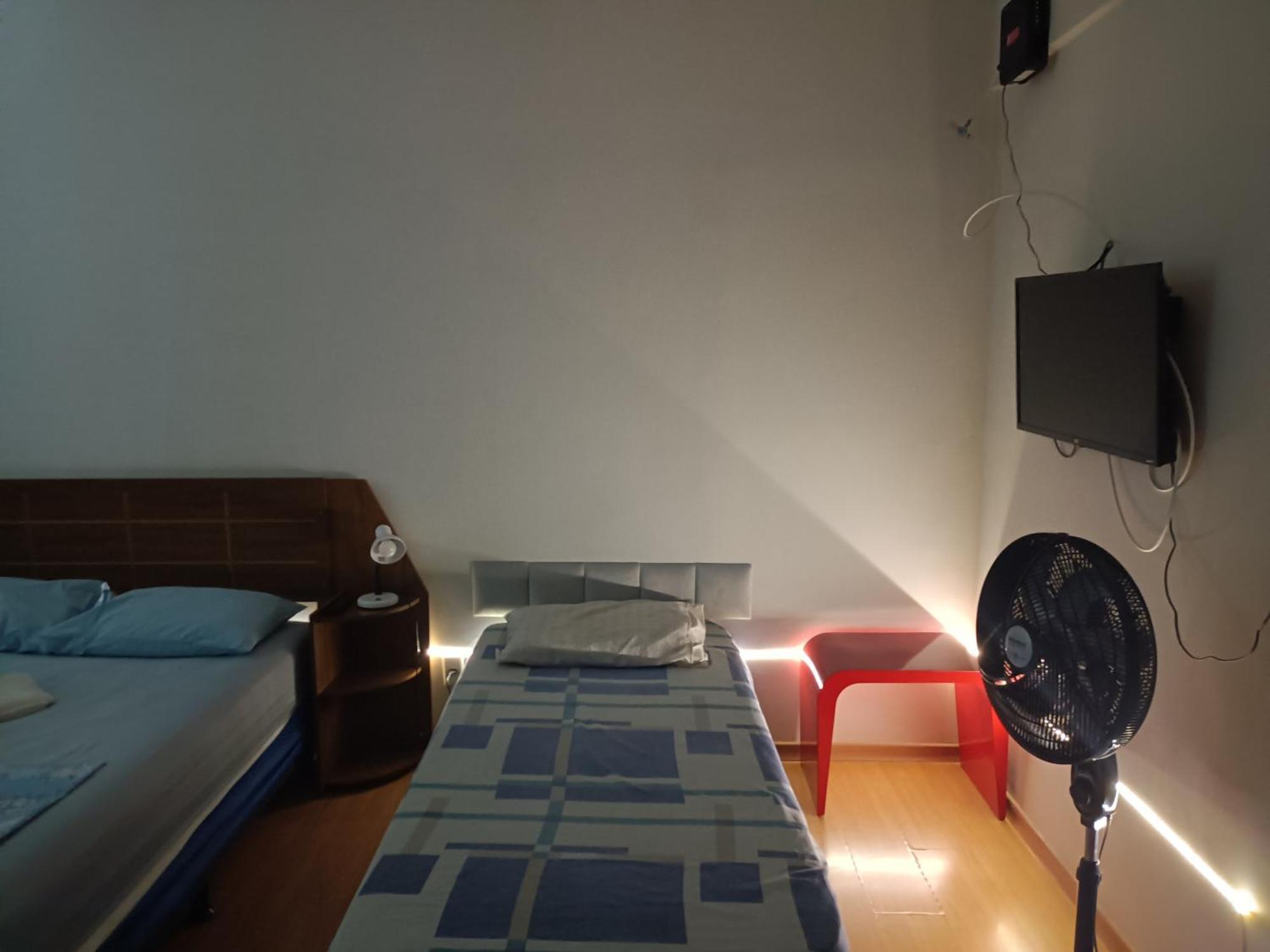 Apartamento Com Cozinha Centro De Bh *